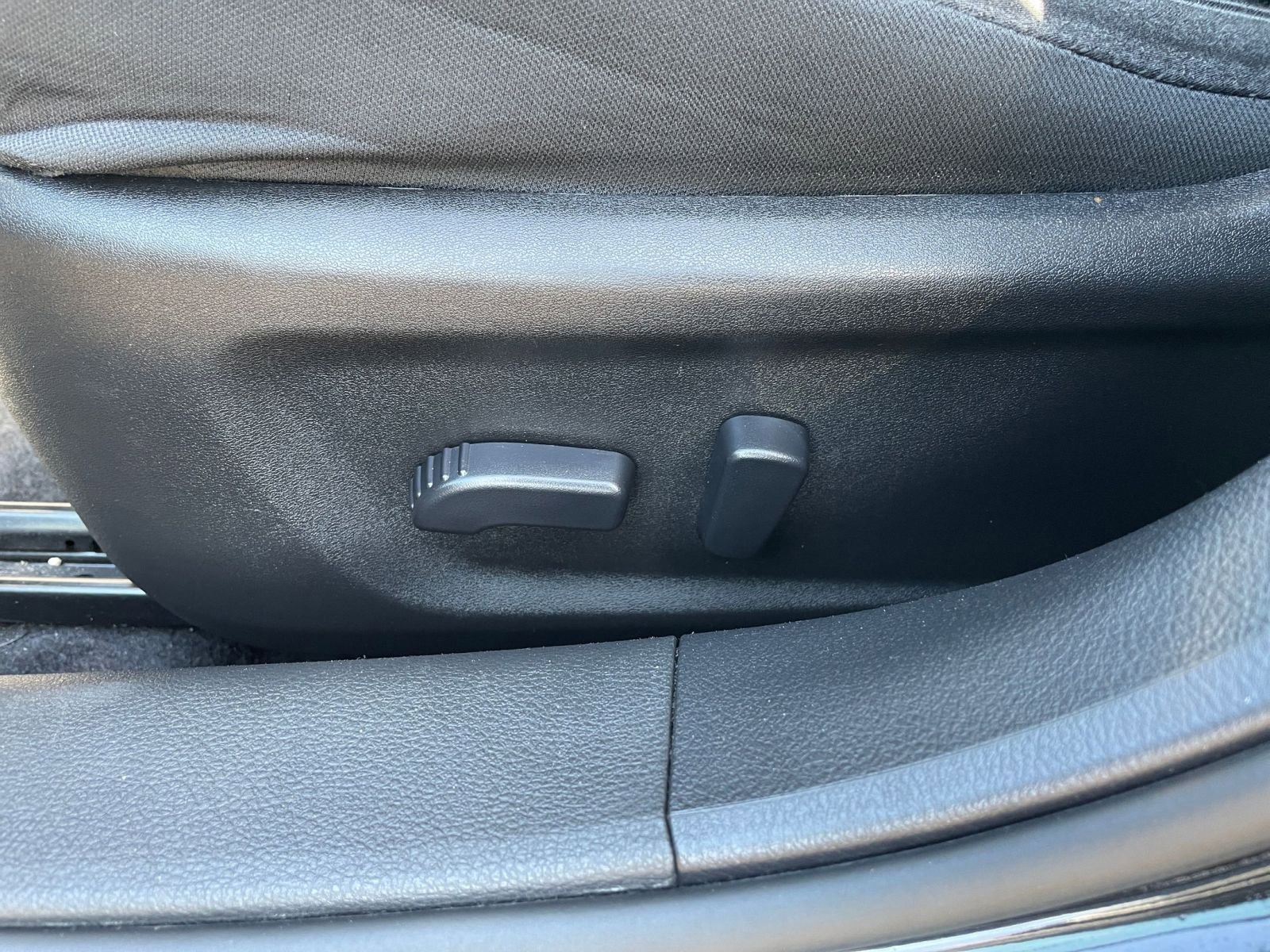 Used 2025 Nissan Altima 2.5 SV FWD image 22