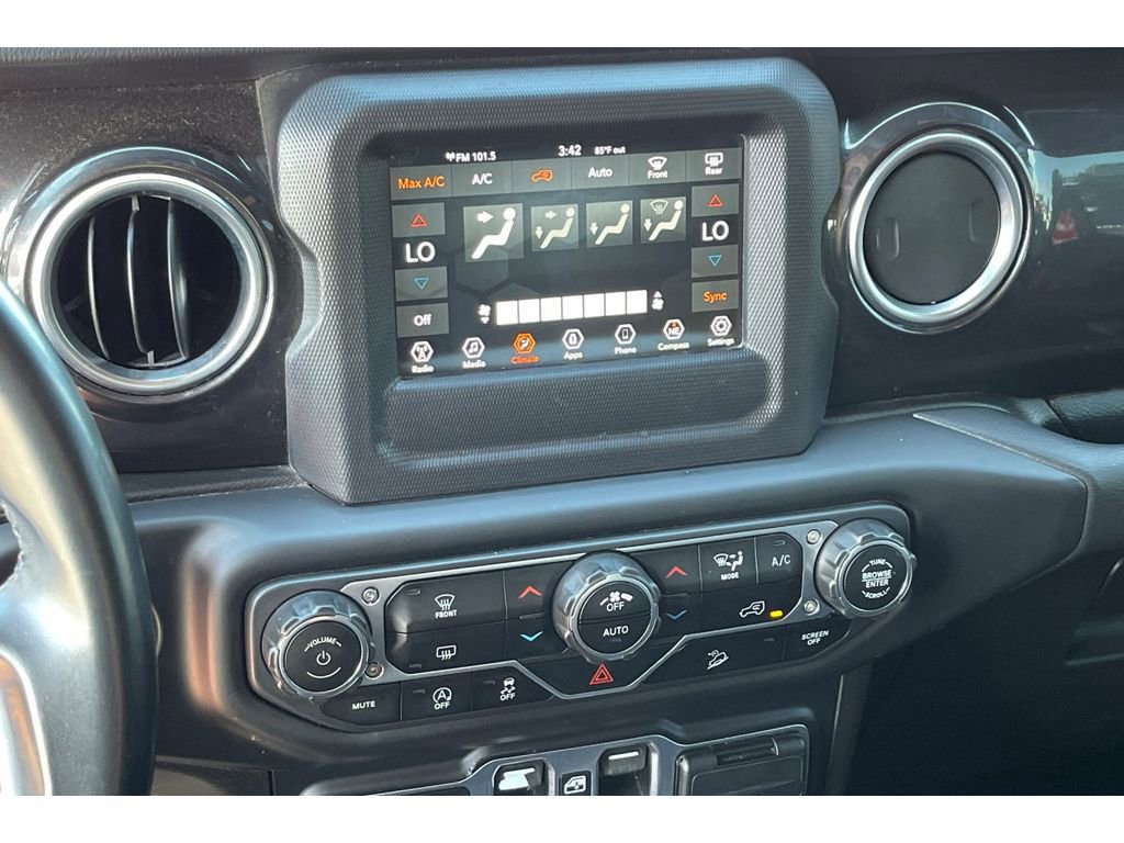 Used 2020 Jeep Wrangler Unlimited Sahara image 27