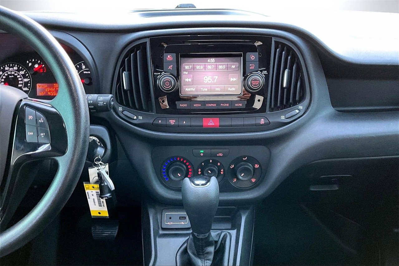 Used 2020 RAM ProMaster City Tradesman image 11