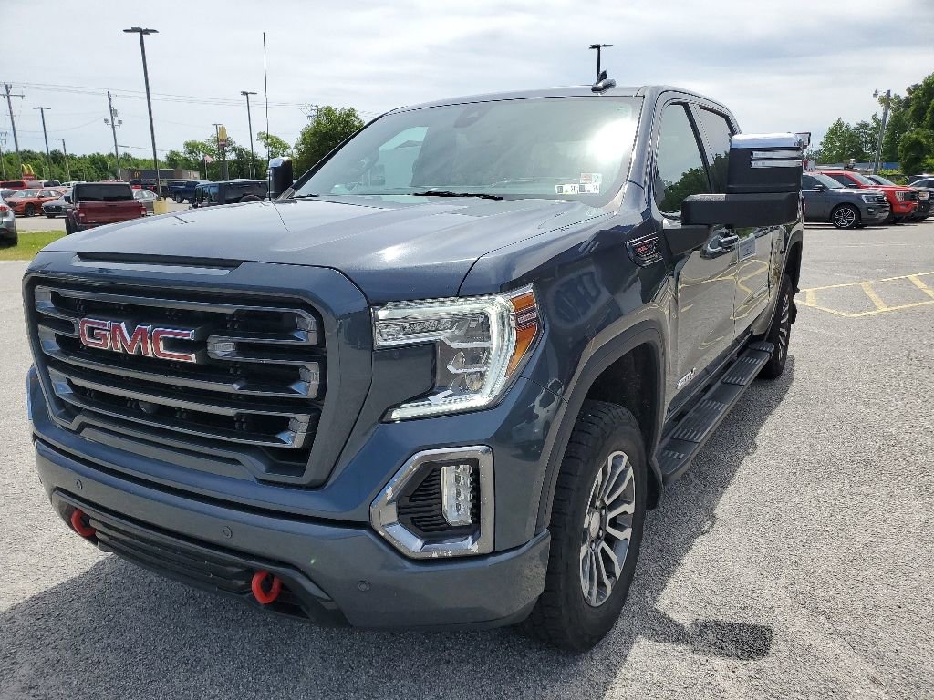 Used 2021 GMC Sierra 1500 AT4 w/ AT4 Value Package AWD/4WD image 2
