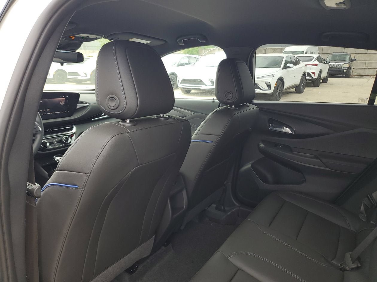 New 2026 Buick Envista Sport Touring w/ Convenience I Package FWD image 9
