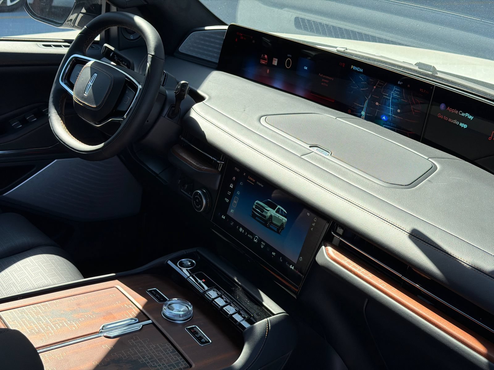 New 2026 Lincoln Navigator Black Label AWD/4WD image 11