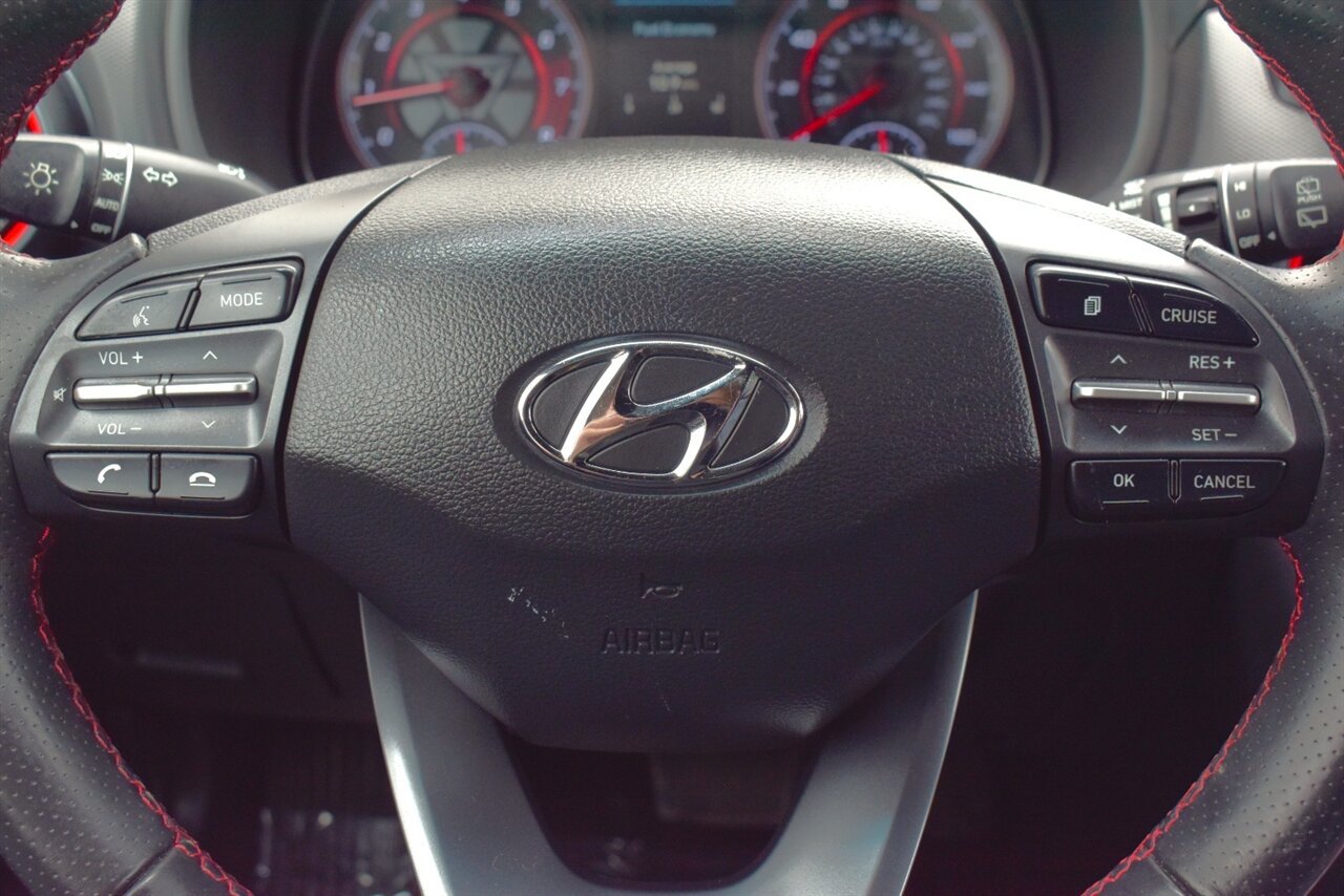 Used 2019 Hyundai Kona Ultimate AWD/4WD image 16
