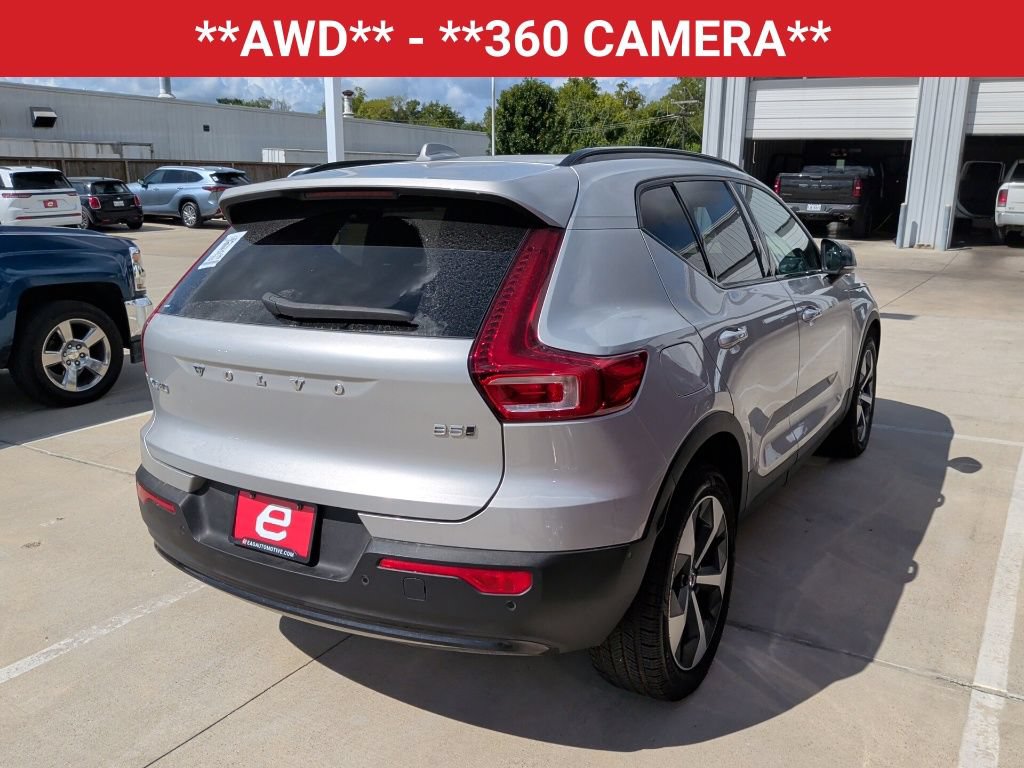 Used 2025 Volvo XC40 B5 Plus AWD/4WD image 7
