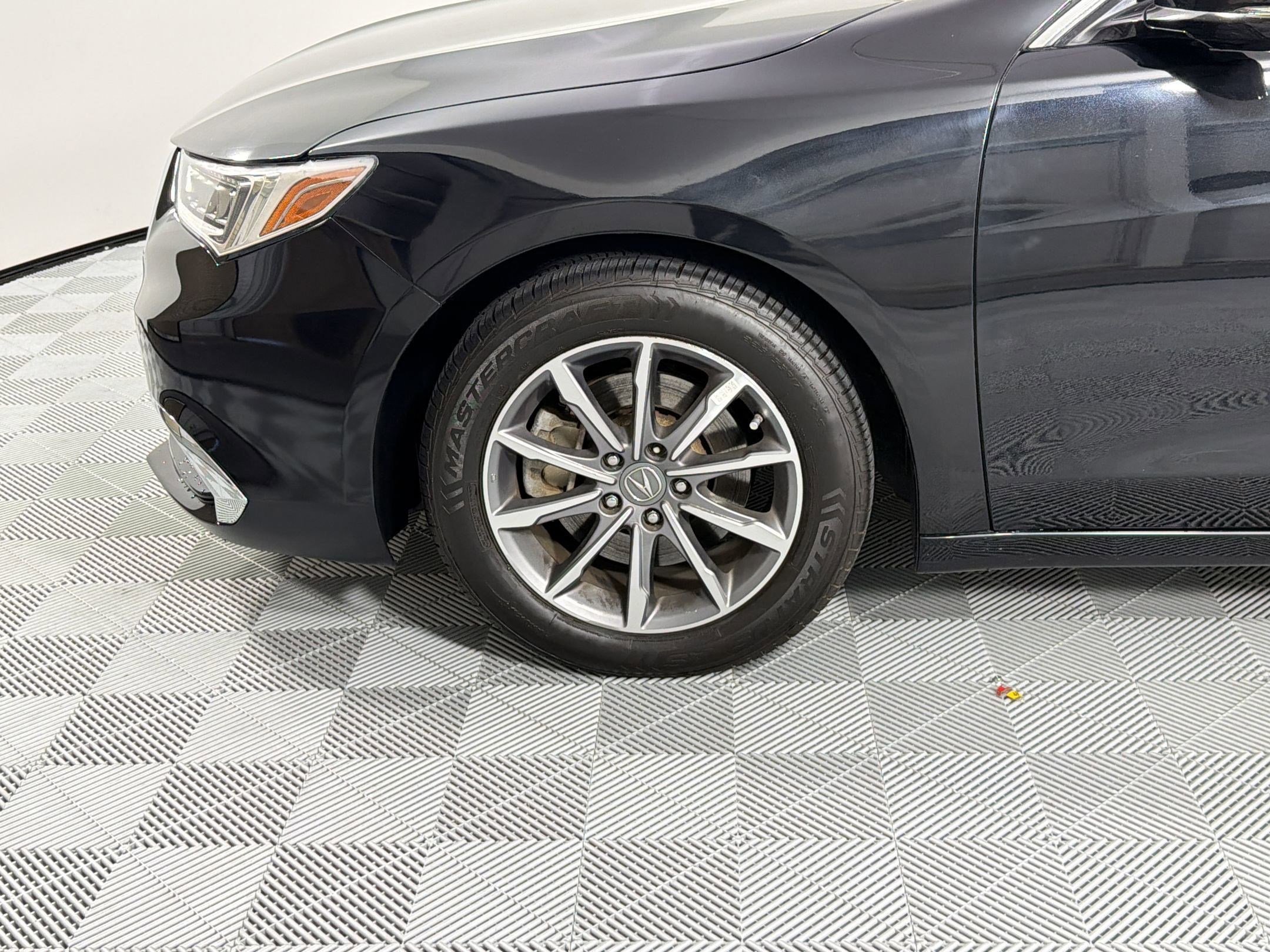 Used 2020 Acura TLX w/Technology Pkg image 12