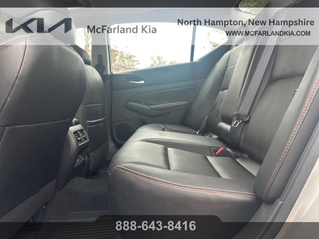 Used 2023 Nissan Altima 2.0 SR FWD image 29