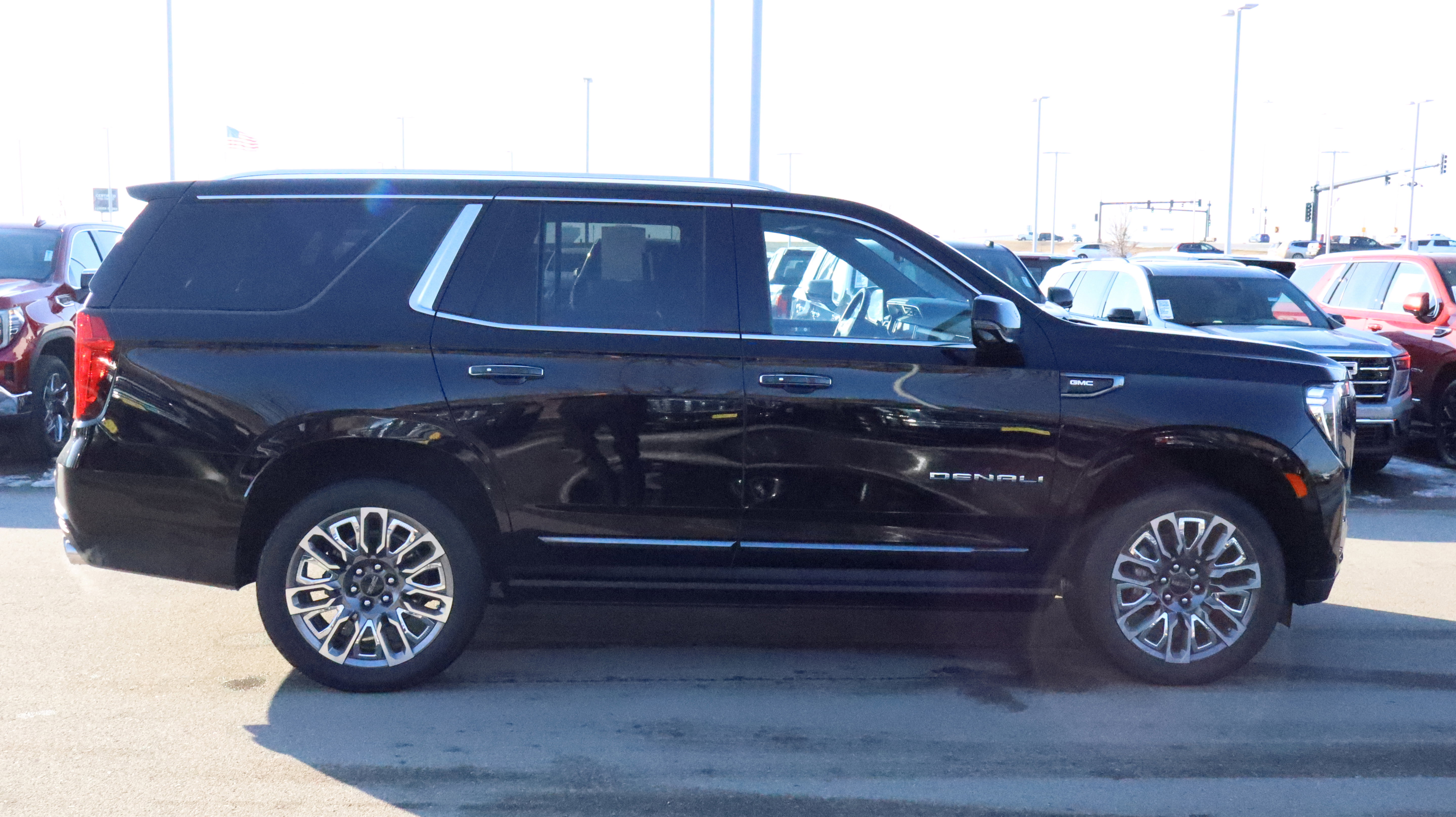 Certified 2024 GMC Yukon Denali Ultimate image 8