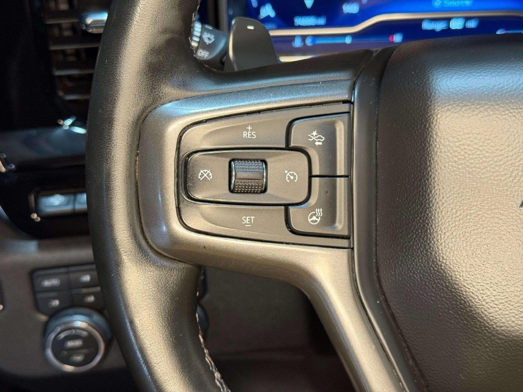 Used 2023 Chevrolet Silverado 1500 ZR2 w/ Technology Package AWD/4WD image 10