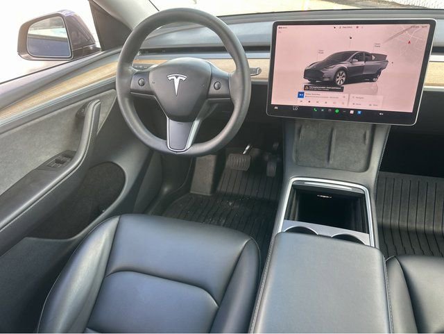 Used 2023 Tesla Model Y Long Range image 12