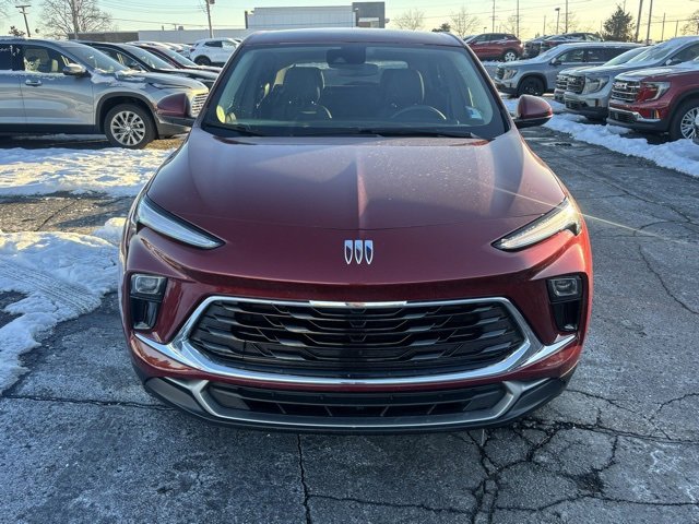 Certified 2024 Buick Encore GX Preferred w/ Comfort Package image 2