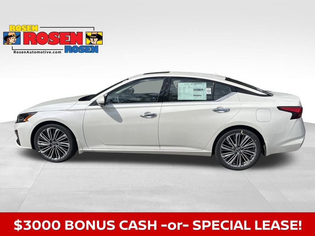 New 2025 Nissan Altima 2.5 SL image 2