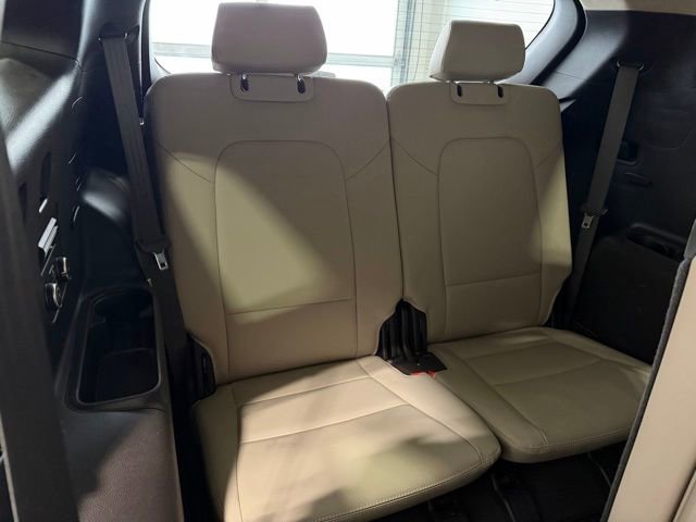 Used 2016 Hyundai Santa Fe SE w/ Option Group 02 AWD/4WD image 24