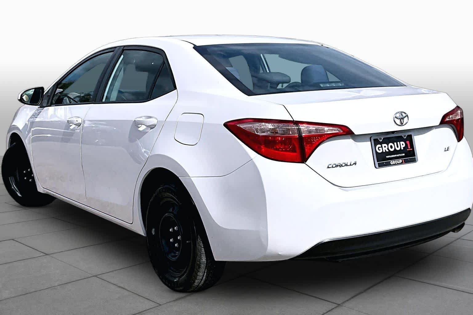 Used 2019 Toyota Corolla LE FWD image 12