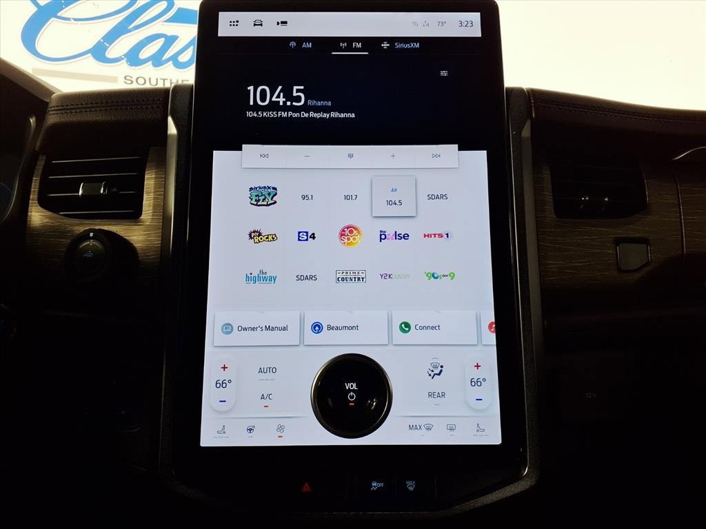 Used 2023 Ford Expedition Limited image 24