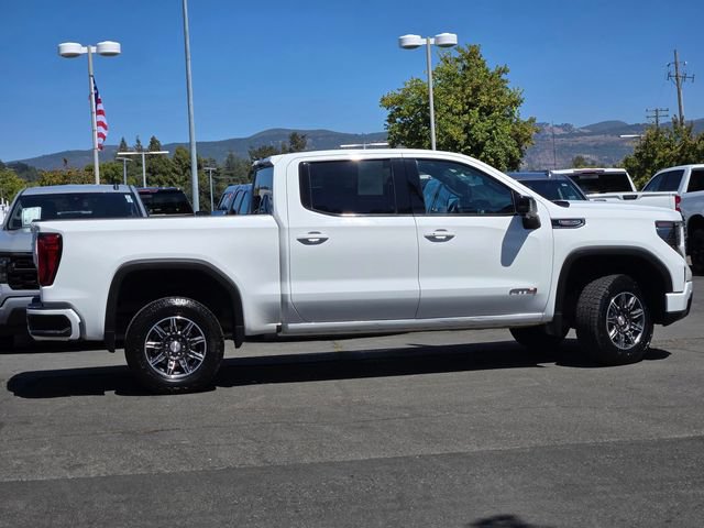 Used 2025 GMC Sierra 1500 AT4 AWD/4WD image 4