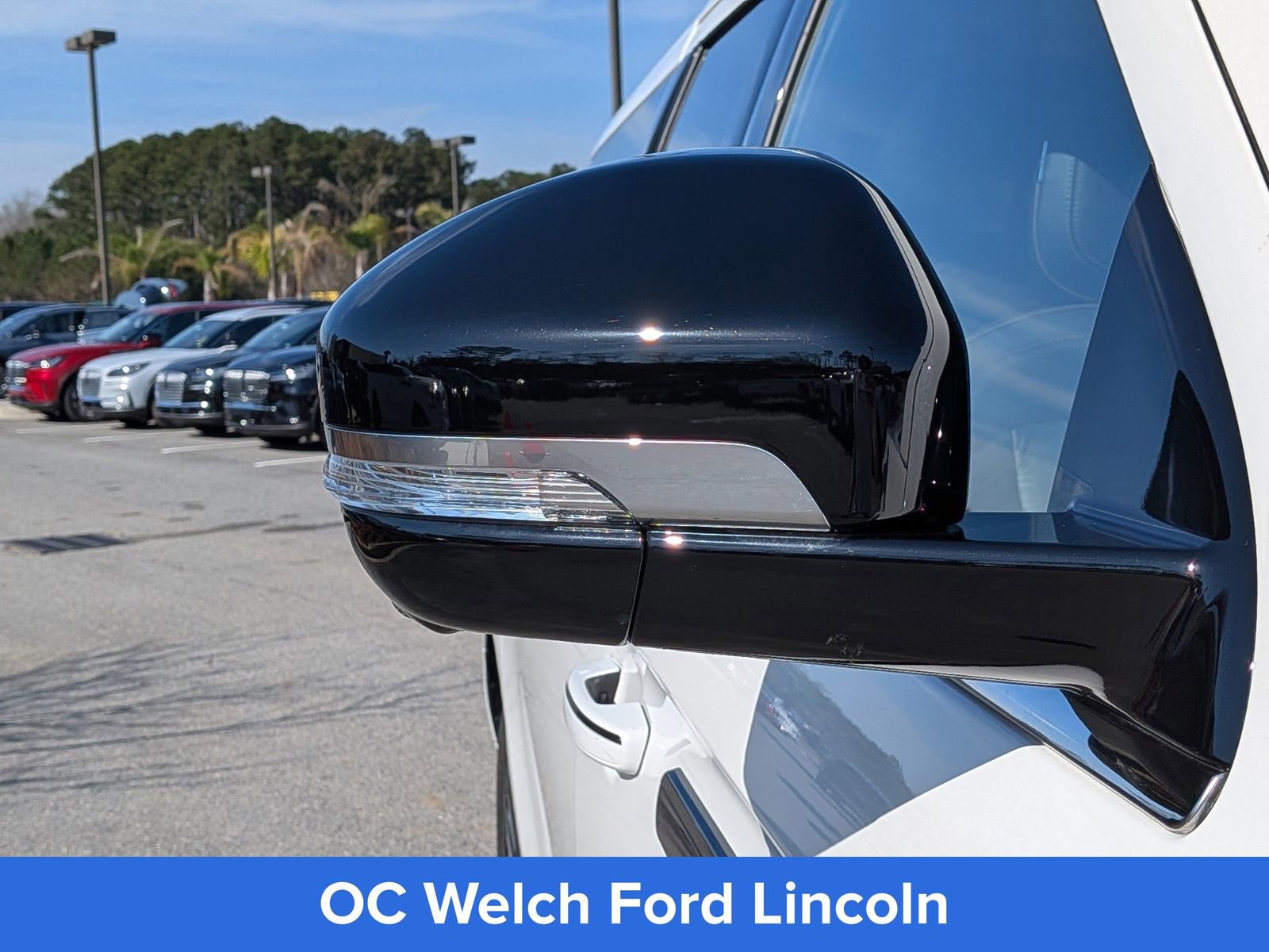 Certified 2025 Lincoln Navigator L Black Label AWD/4WD image 13