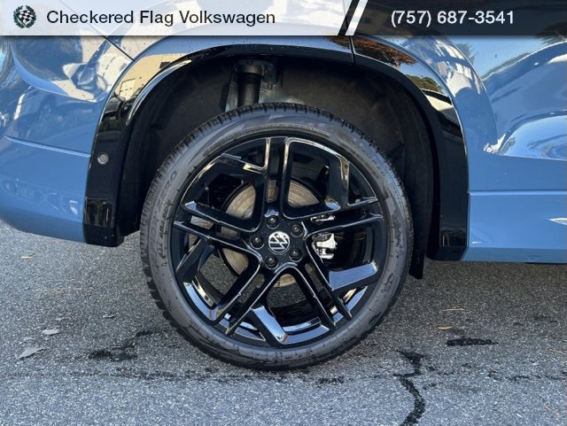 New 2026 Volkswagen Tiguan SE R-Line image 6