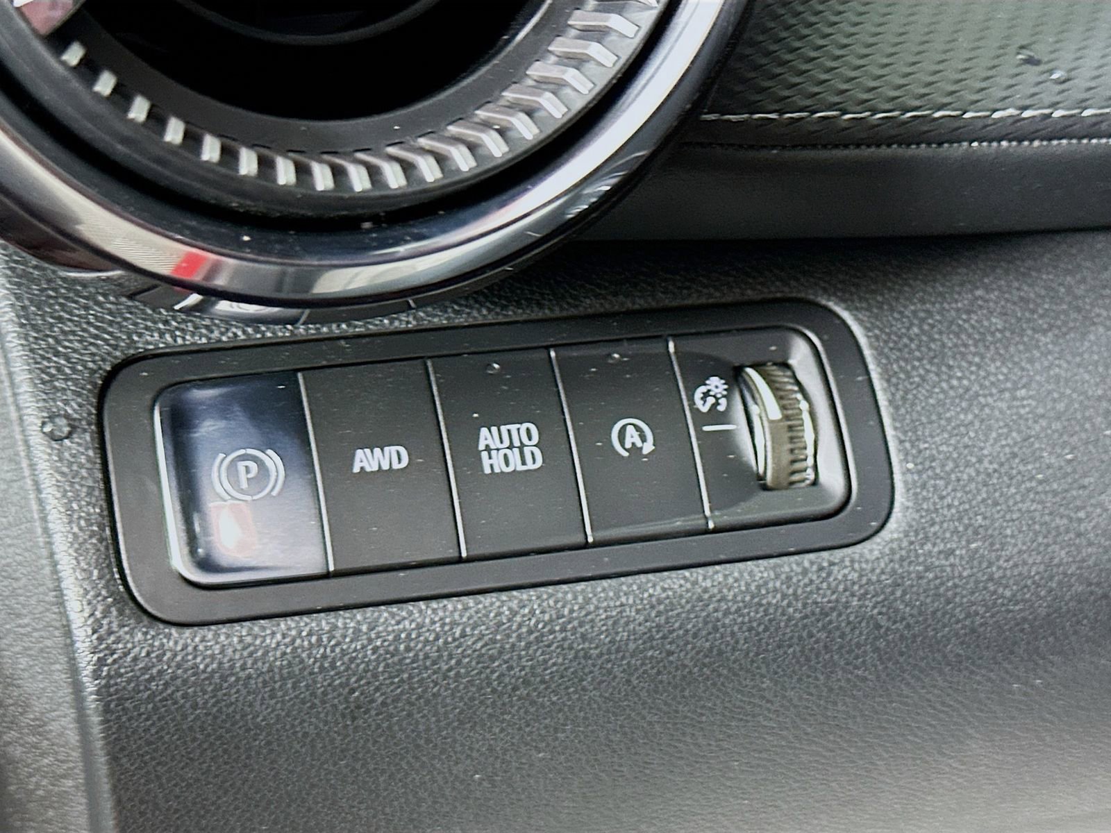 New 2026 Chevrolet Equinox LT w/ Convenience Package II image 10