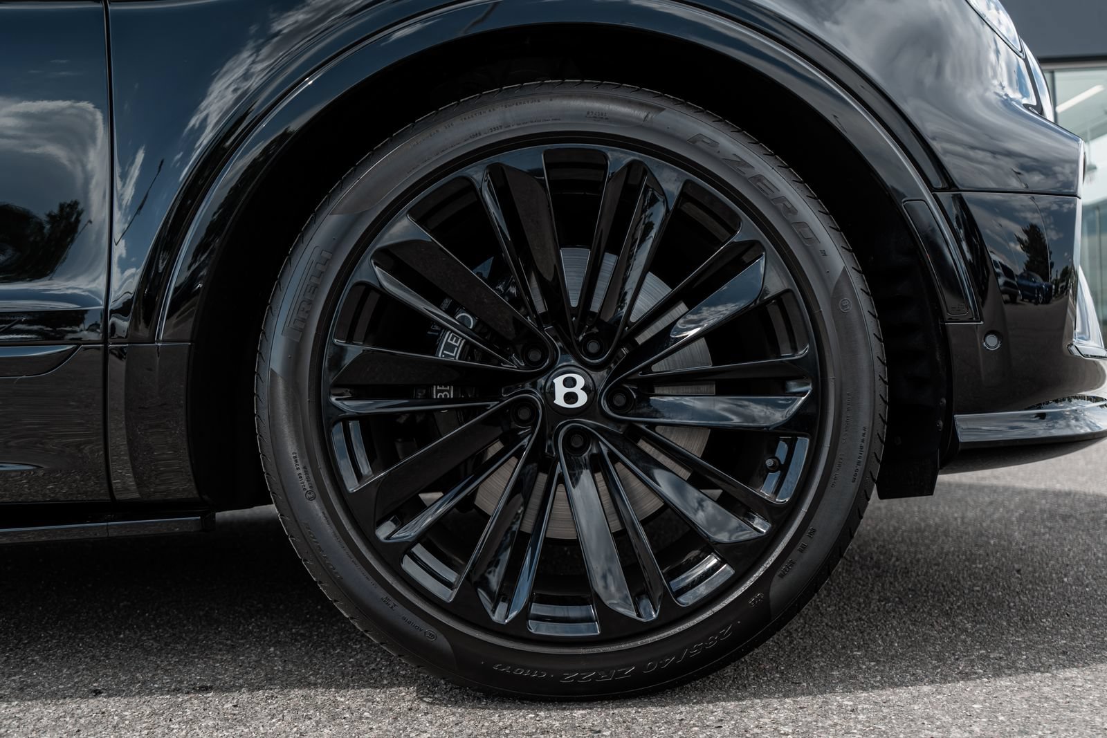 Certified 2026 Bentley Bentayga Speed AWD/4WD image 16