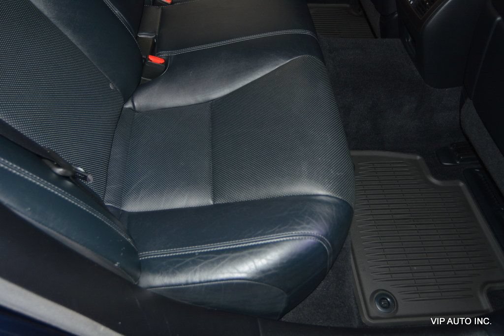 Used 2013 Lexus LS 460 w/ Comfort Pkg RWD image 17