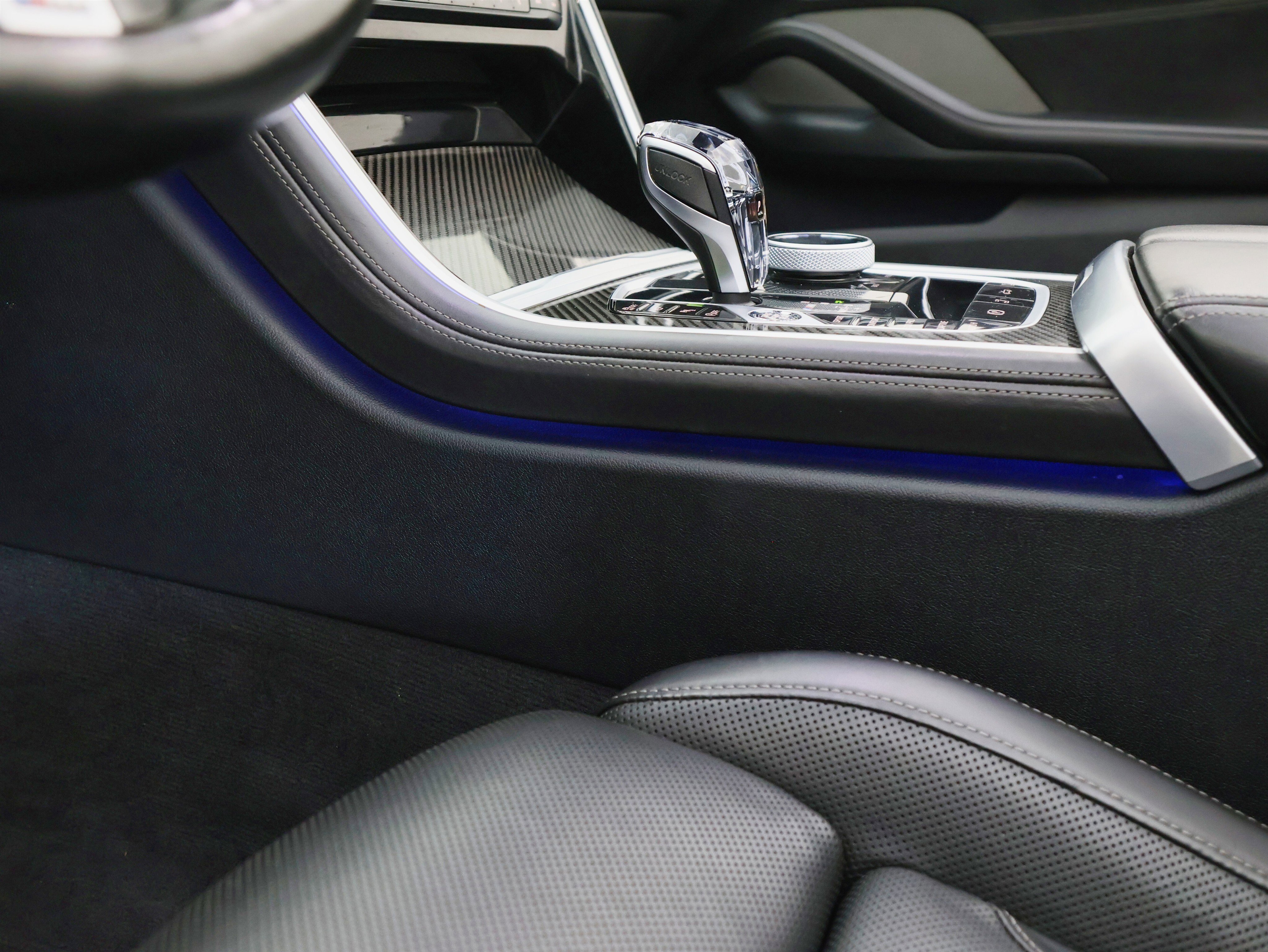 Used 2021 BMW M850i xDrive Convertible image 23