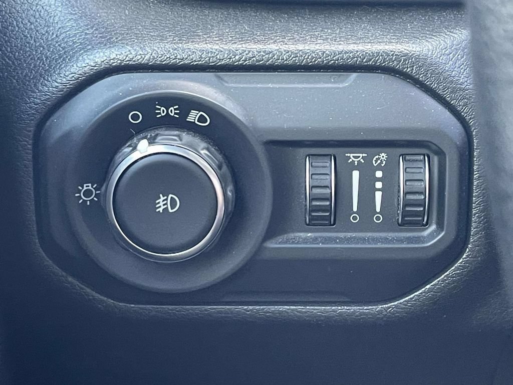 Certified 2022 Jeep Wrangler Unlimited Sport AWD/4WD image 23