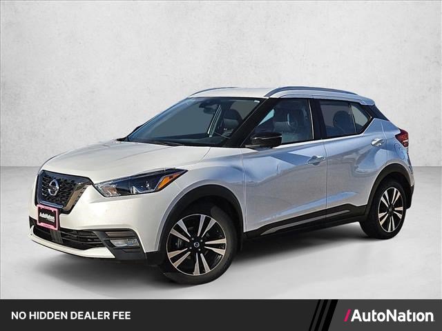 Used 2020 Nissan Kicks SR w/ SR Premium Package FWD image 1