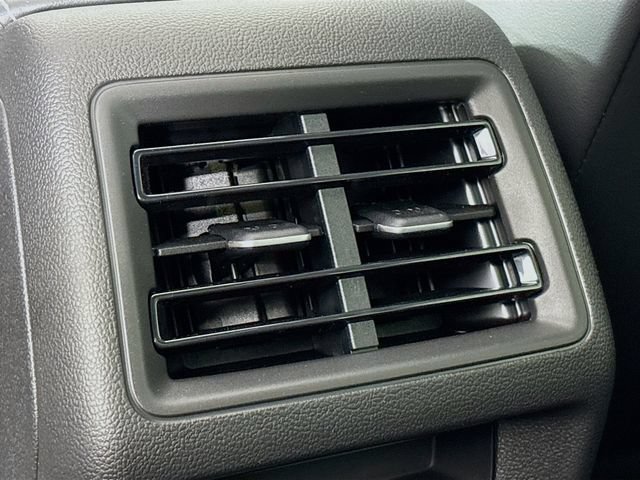New 2026 Volkswagen Tiguan SE AWD/4WD image 26