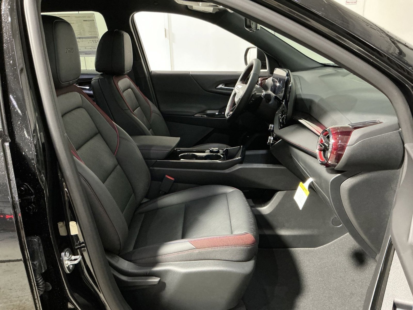 New 2026 Chevrolet Equinox RS w/ Safety and Technology Package FWD image 33