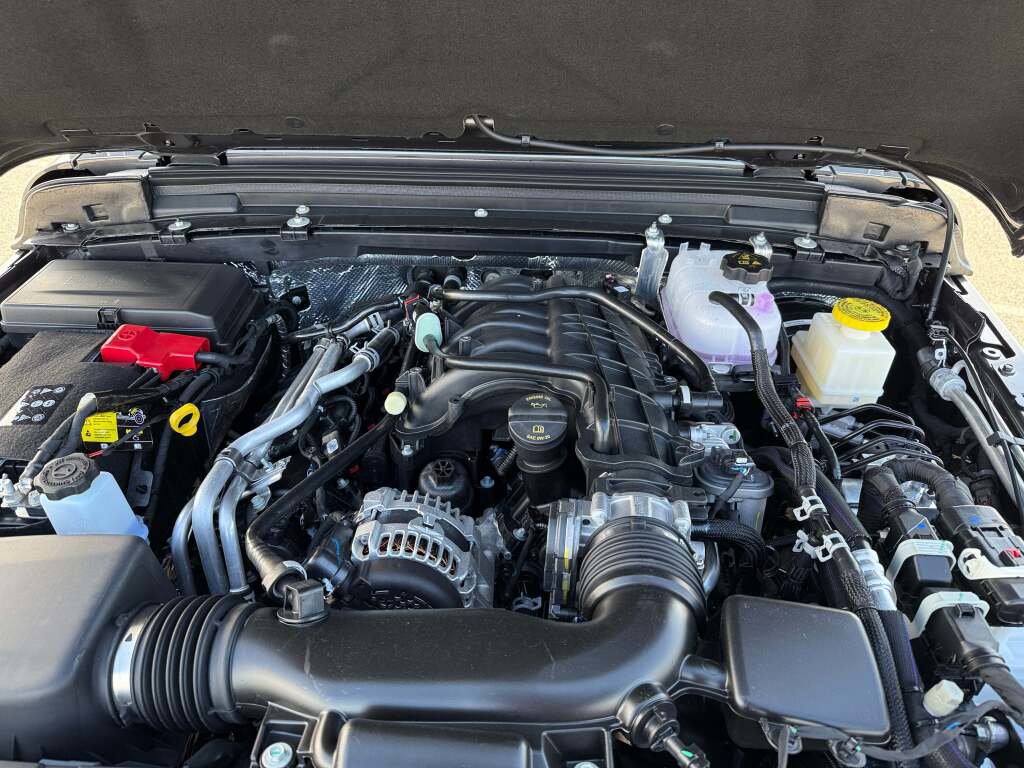 New 2026 Jeep Gladiator Sport image 18