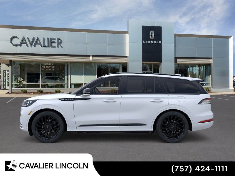 Used 2026 Lincoln Aviator Reserve w/ Jet Appearance Package RWD image 3