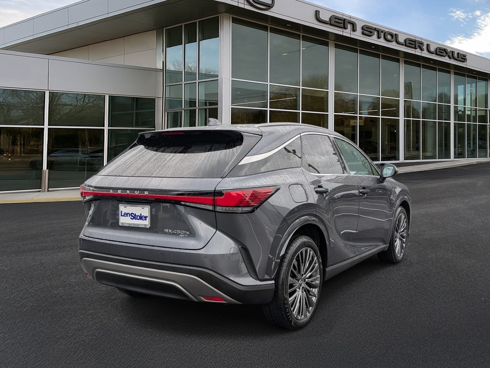 Used 2025 Lexus RX 450h AWD w/ Convenience Package image 3
