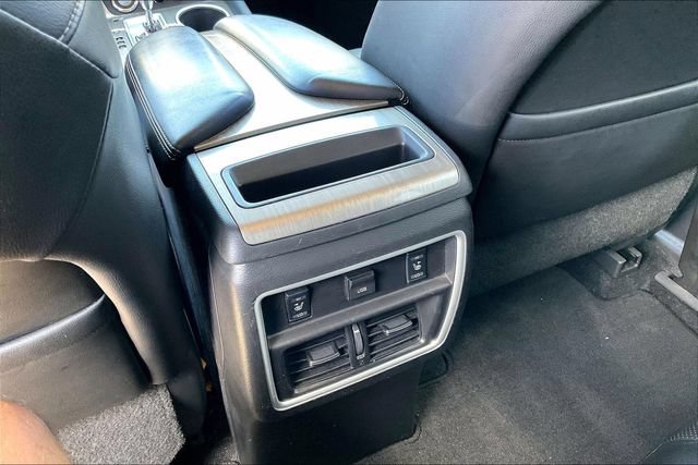 Used 2017 Nissan Murano Platinum w/ Platinum Technology Package AWD/4WD image 10
