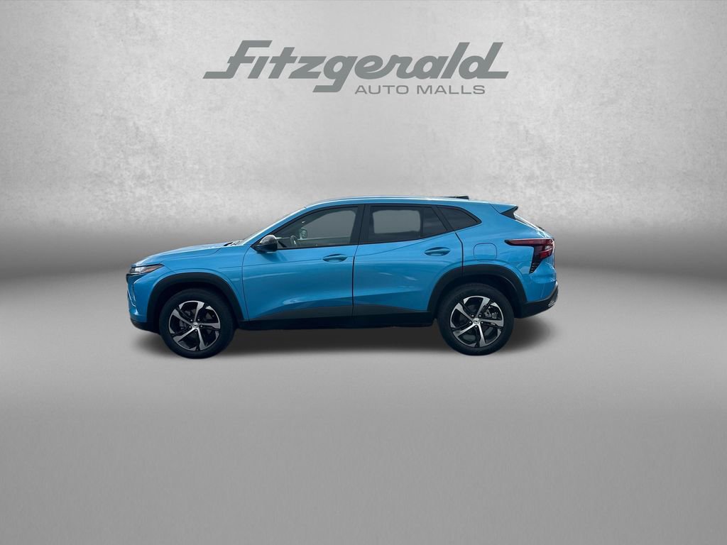 Used 2025 Chevrolet Trax RS w/ Driver Confidence Package image 4