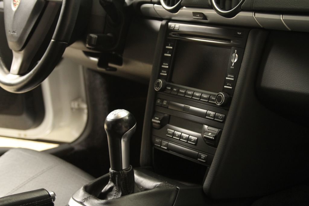 Used 2009 Porsche Cayman S image 3