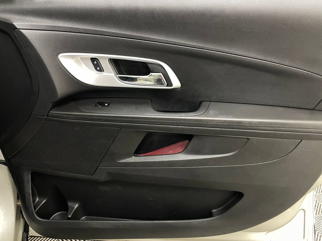 Used 2015 Chevrolet Equinox LS FWD image 35