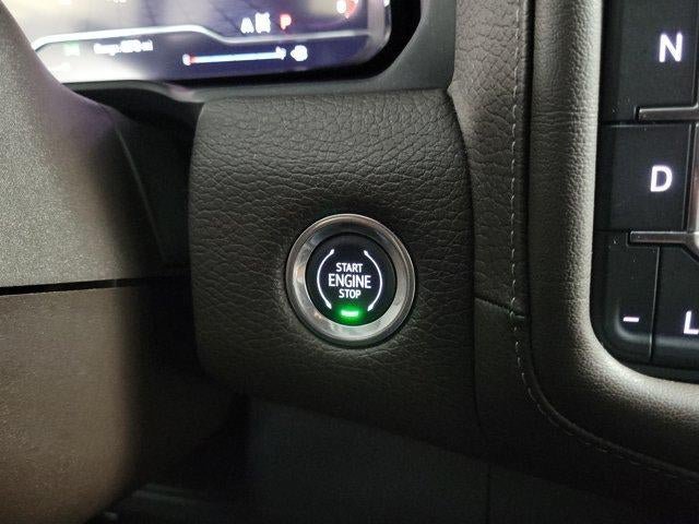 Used 2023 GMC Yukon XL Denali w/ Denali Reserve Package AWD/4WD image 25