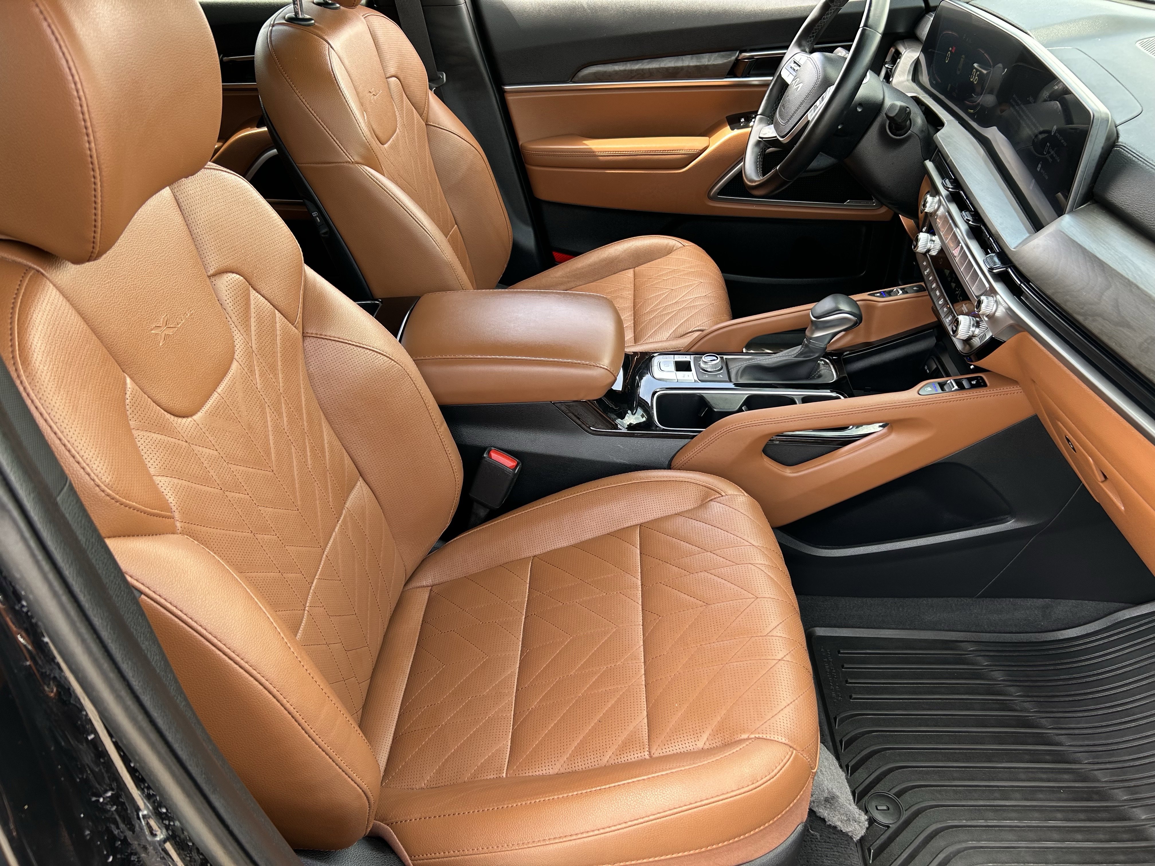 Used 2024 Kia Telluride EX X-Line image 11