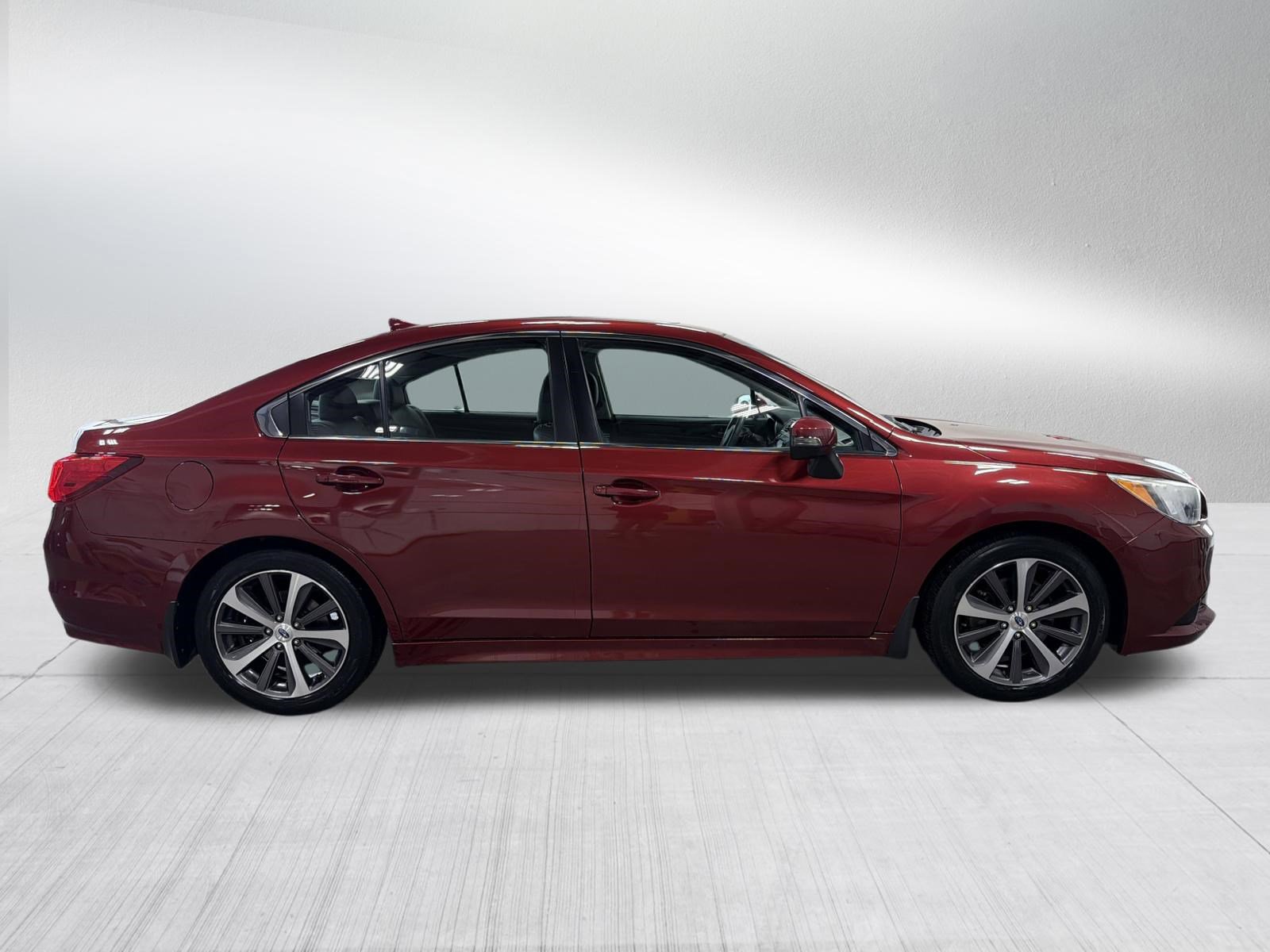 Used 2017 Subaru Legacy 3.6R Limited image 8