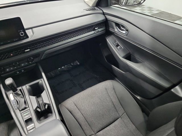 Certified 2025 Honda Accord SE image 16