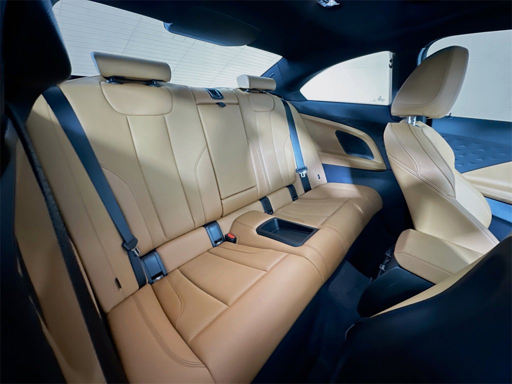 Used 2024 BMW 230i 230i M Sport w/ Premium Package image 11