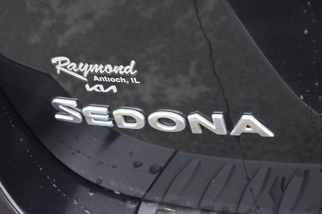 Used 2016 Kia Sedona SX image 18