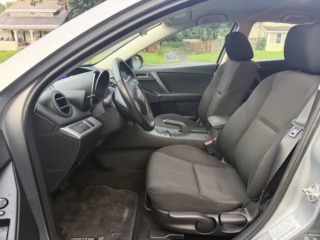 Used 2012 MAZDA MAZDA3 i Touring FWD image 14