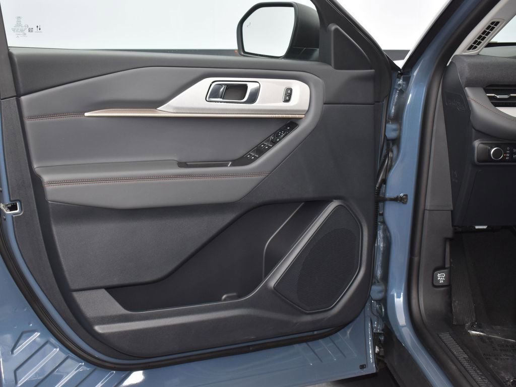 New 2026 Ford Explorer Active image 17