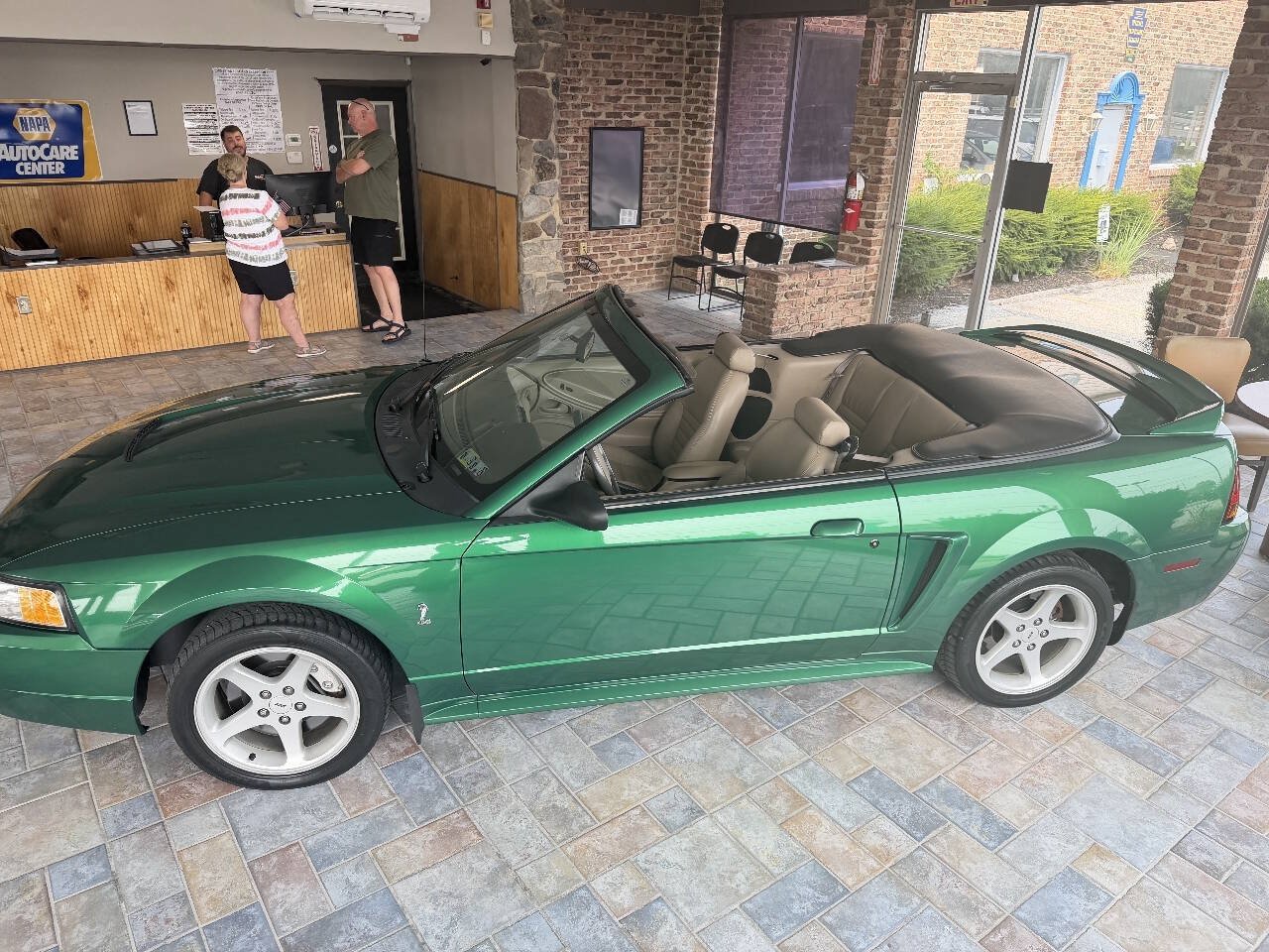 Used 1999 Ford Mustang Cobra RWD image 9