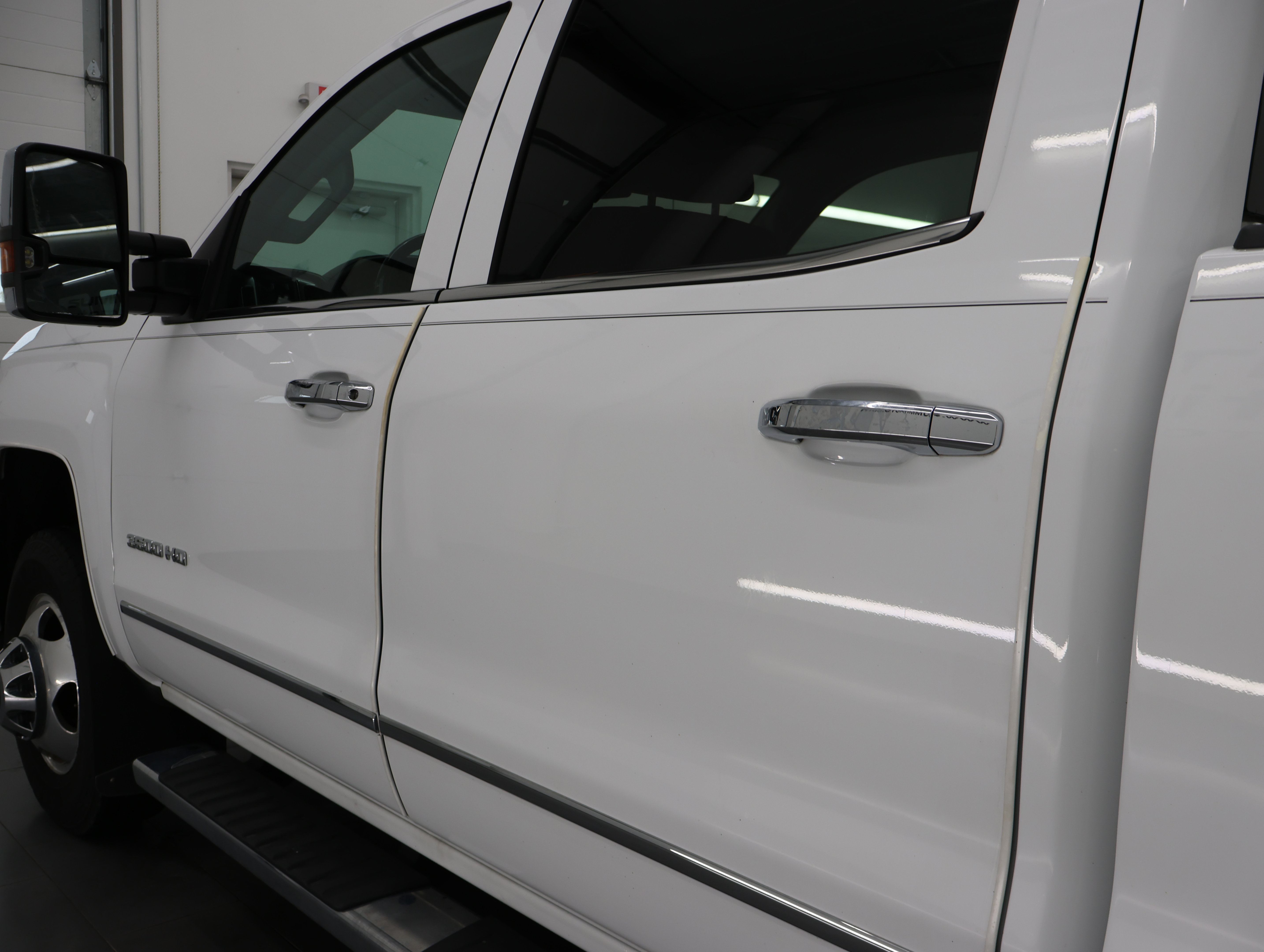 Used 2019 Chevrolet Silverado 3500 LTZ w/ Duramax Plus Package AWD/4WD image 32