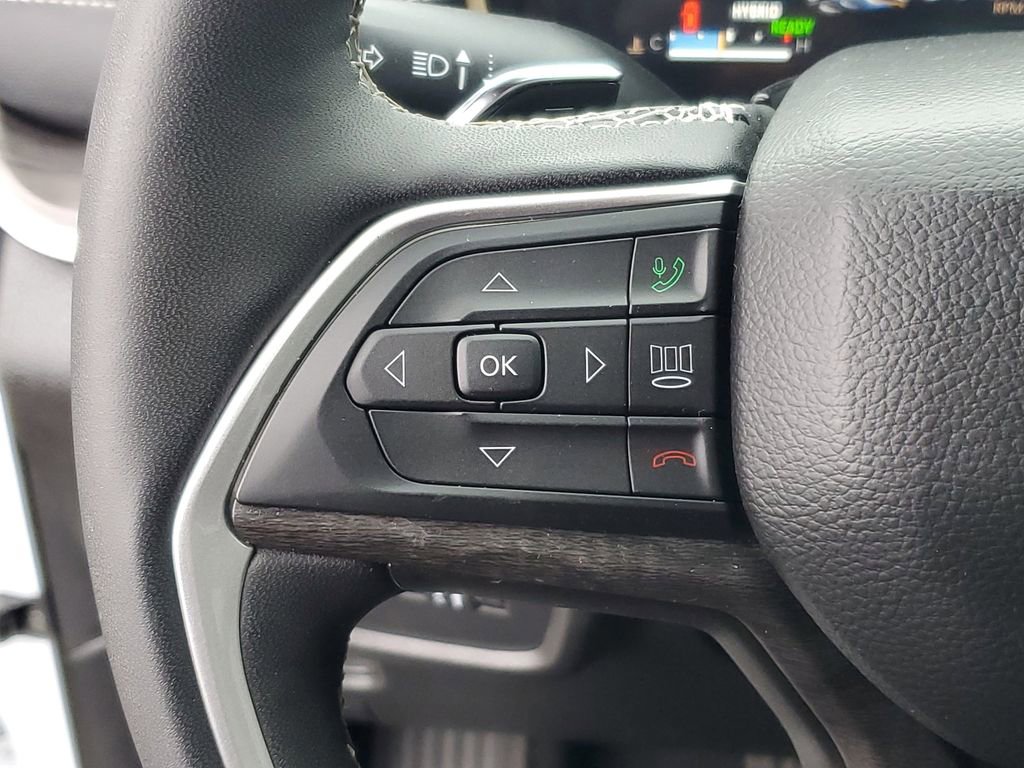 Used 2025 Jeep Grand Cherokee Limited 4xe image 17