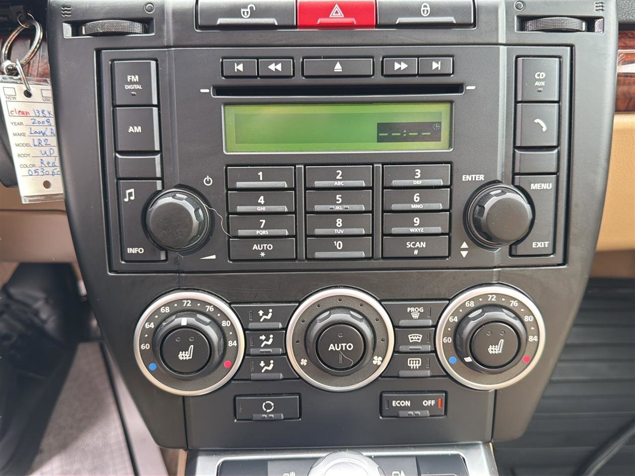 Used 2008 Land Rover LR2 SE image 24