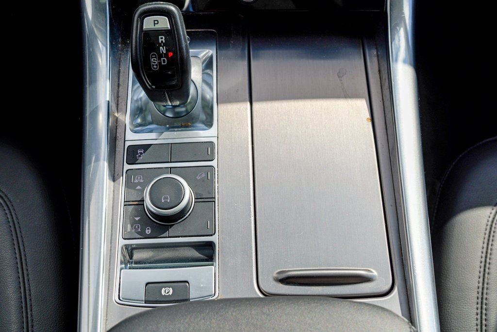Used 2022 Land Rover Range Rover Sport SE image 46
