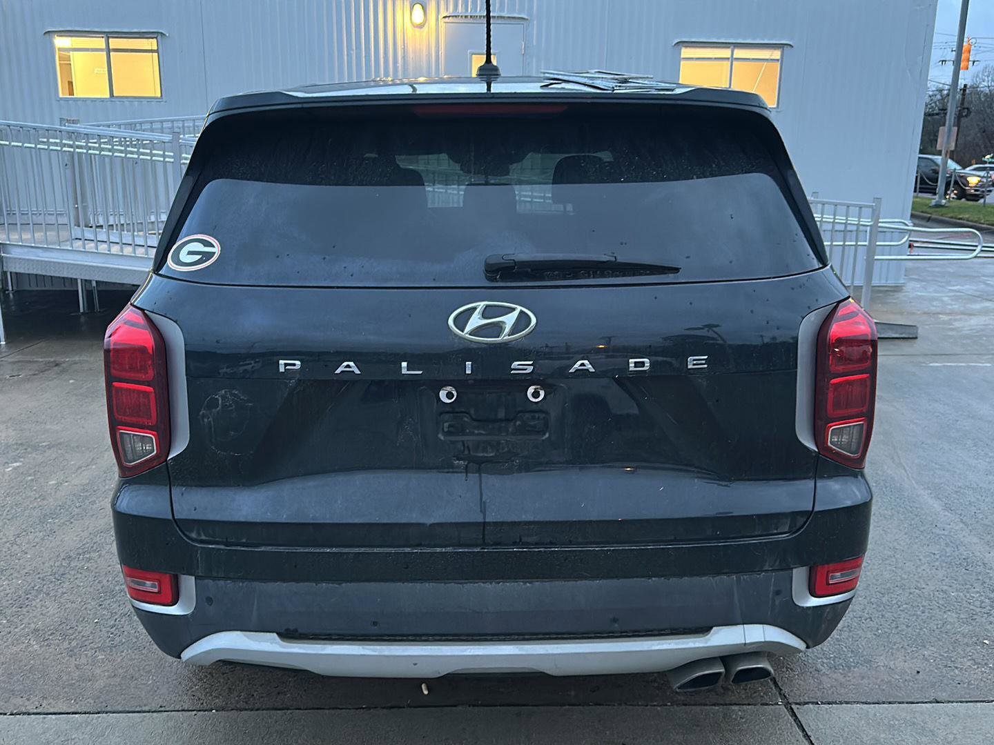 Used 2021 Hyundai Palisade SE image 2